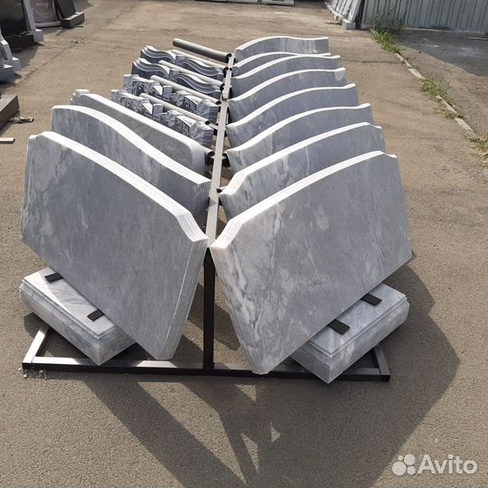 Памятники гранитные черный (Китай)