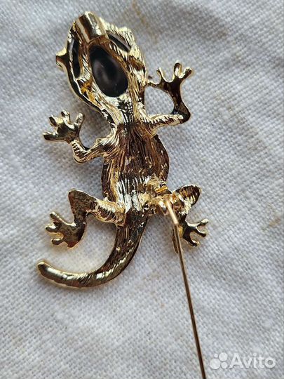 Брошка Ящерица