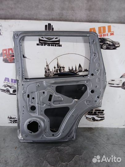 Дверь задняя правая Mitsubishi Pajero Sport 3