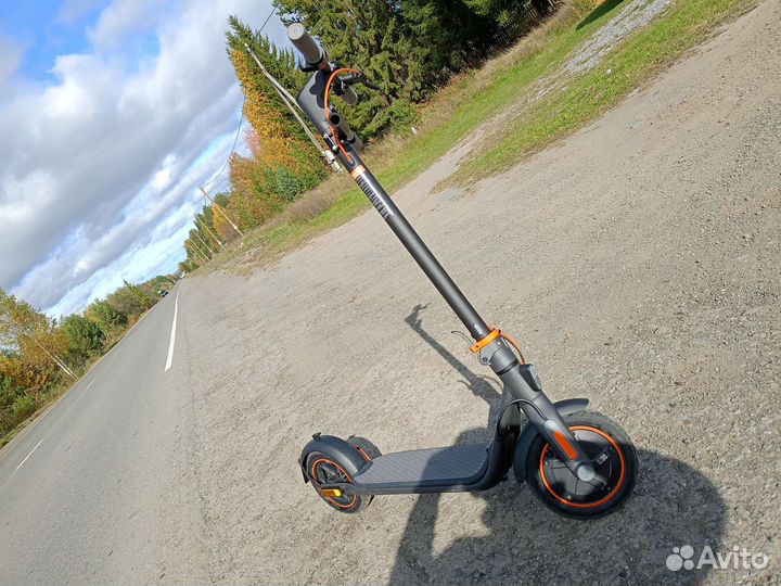 Самокат взрослый ninebot F40
