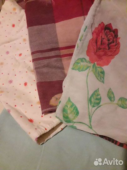 Подушки. Постельное бельё. Шторы