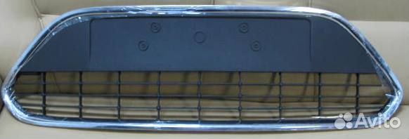 Решетка бампера переднего хром Ford Focus 2 2008