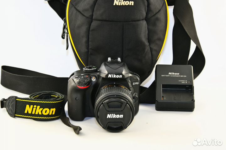 Nikon D3400 24.2MP цифрозеркалка Kit AF-P VR 18-55