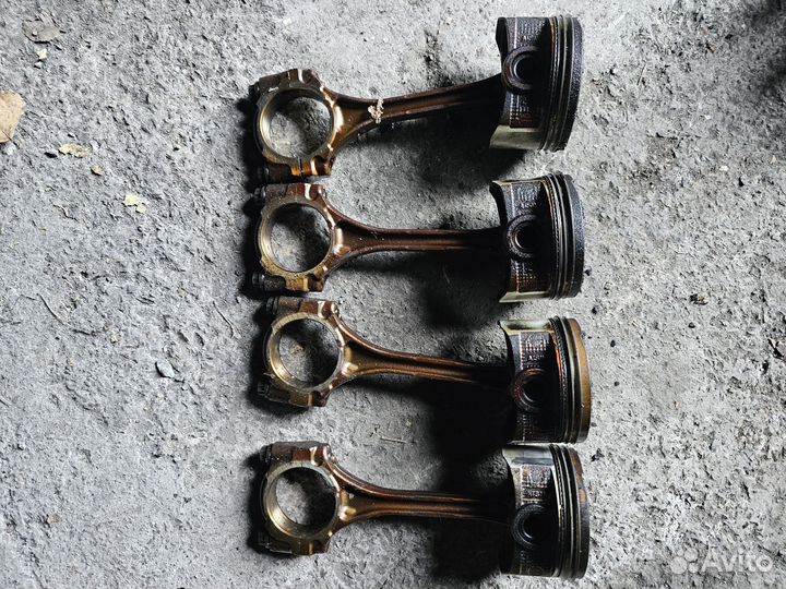 Шатун toyota corolla fielder NZE121, 1nzfe