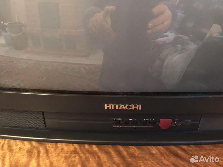 Телевизор hitachi б/у