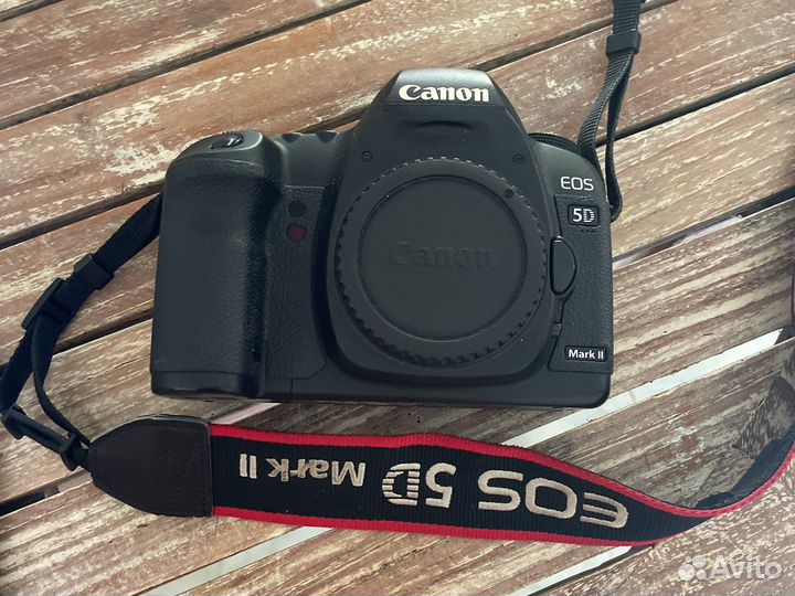 Зеркальный фотоаппарат canon 5D mark II