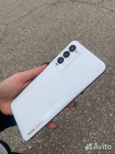 TECNO Camon 18P, 8/128 ГБ