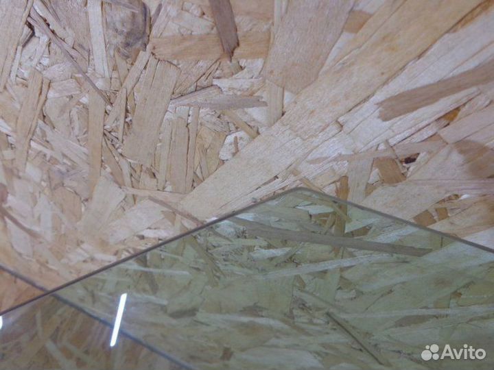 Стекло двери передней правой Mercedes-Benz C-Class