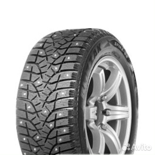Bridgestone Blizzak Spike-02 SUV 215/65 R16 98T