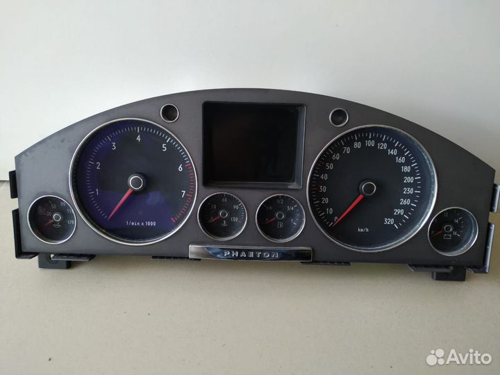 Комбинация (Щиток) приборов Фаэтон Phaeton 6.0 w12
