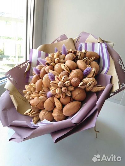 Букет из орехов, подарок, фудбукет
