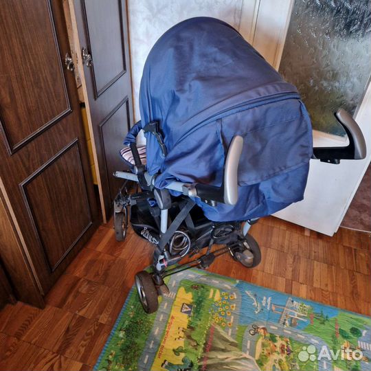 Коляска трость