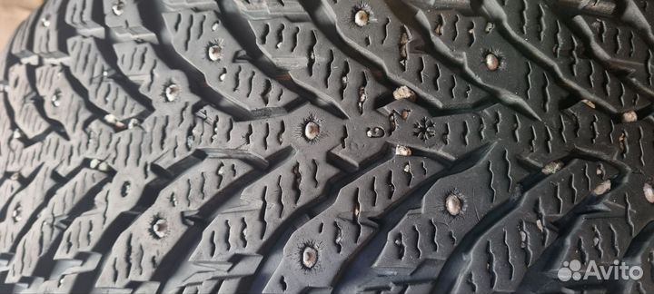 Nokian Tyres Hakkapeliitta 9 215/55 R17 98T