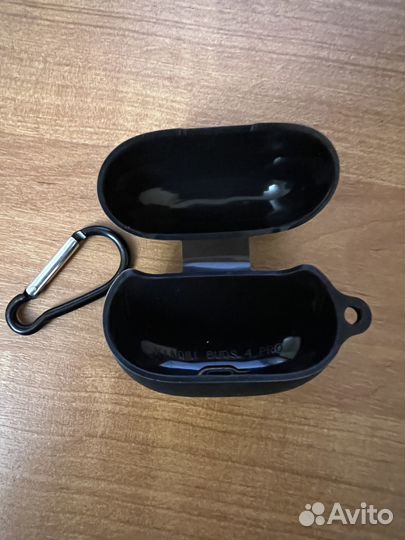 Чехол черный для наушников Xiaomi Buds 4 Pro