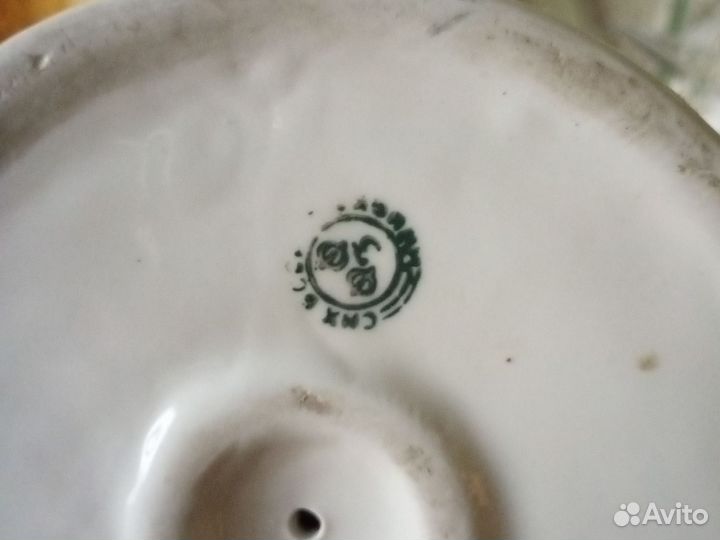 Статуэтка фарфор девушка