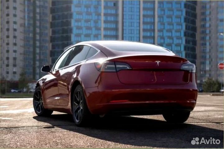 Аренда автомобиля Tesla