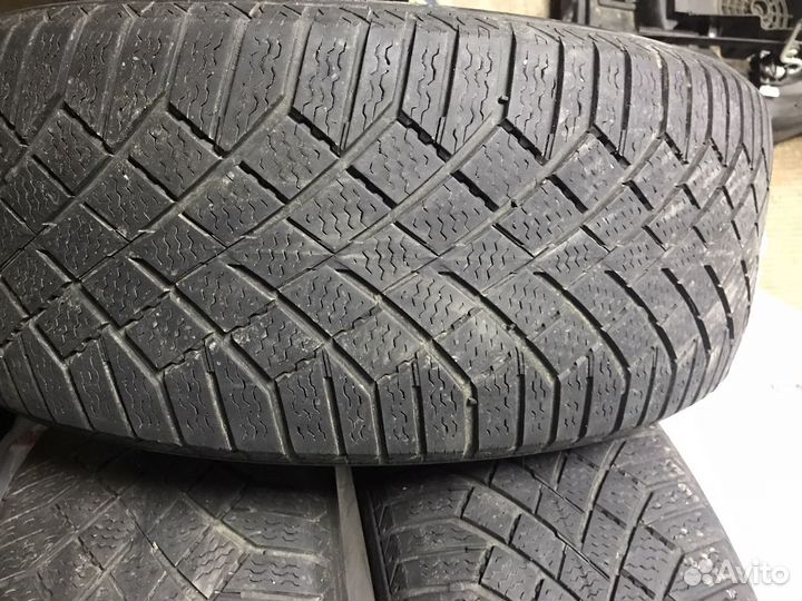 Continental Viking Stop 2000 235/50 R19