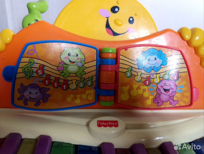 Детская игрушечная рояль