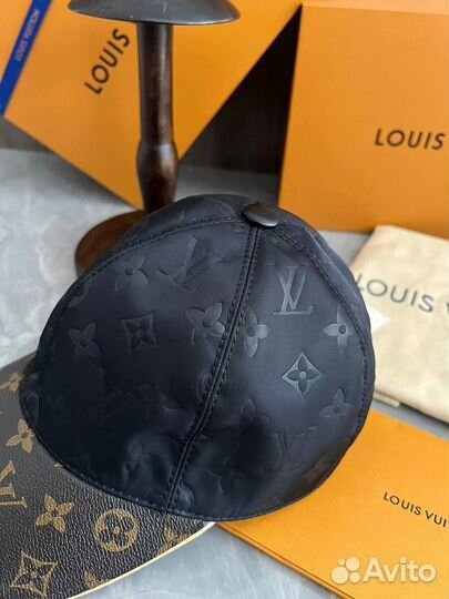 Кепка женская Louis Vuitton