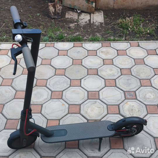 Электросамокат xiaomi m365