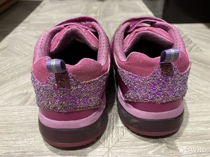 Кроссовки geox для девочки 35