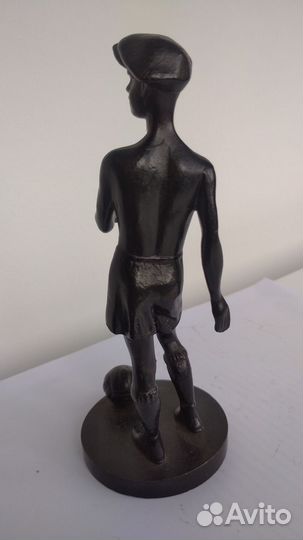 Мальчик, Петька Футболист Касли 1987 год. чугун