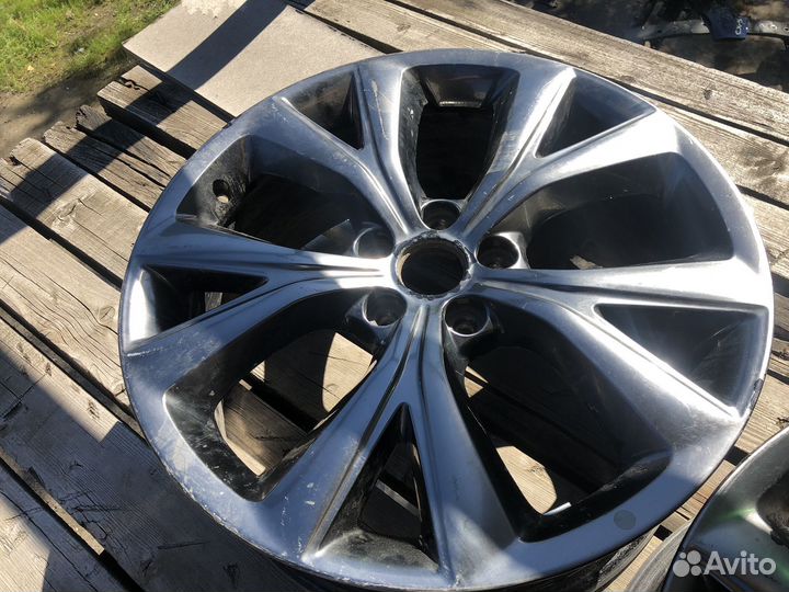 Диски колесные Hyundai Santa Fe 3 R19