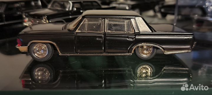 Модель автомобиля ЗИЛ 117, 1:43 СССР металлическая