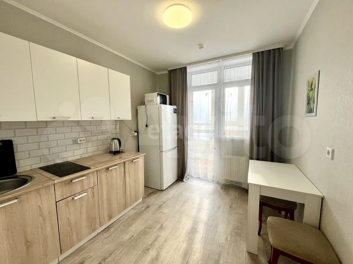 1-к. квартира, 30 м², 18/25 эт.
