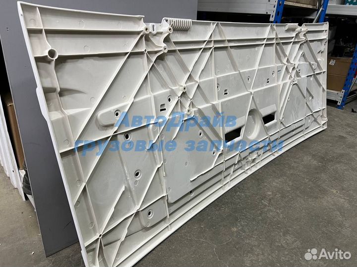 Капот Sitrak C7H без решетки
