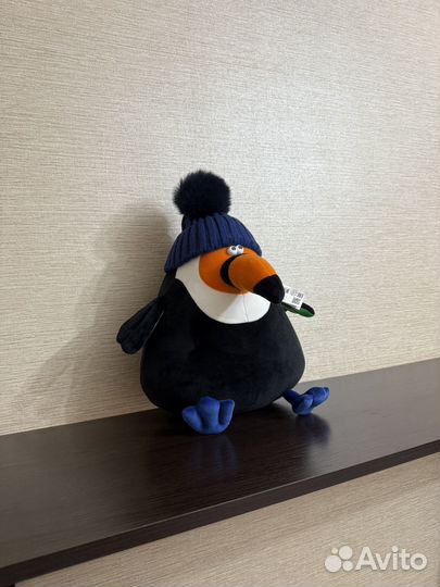 Плюшевый пингвин