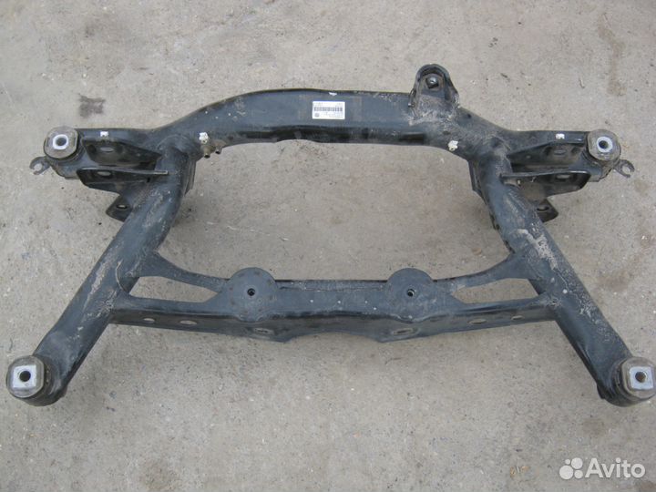 Подрамник задний балка Volkswagen Tiguan Тигуан