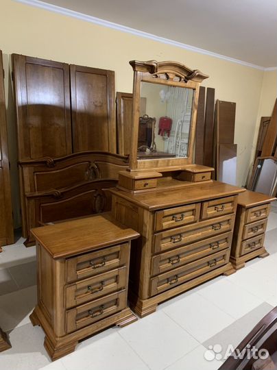 Румынская спальня Марина