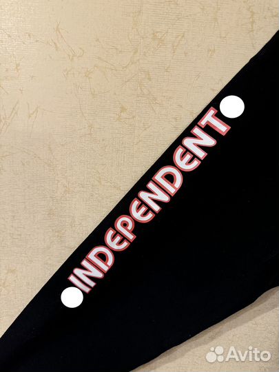 Independent Longsleeve