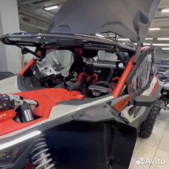 Лобовое стекло с подъёмом BRP Can-Am Maverick X3