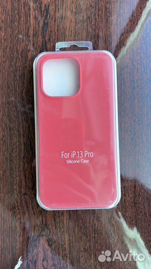 Чехол на iPhone 13 pro