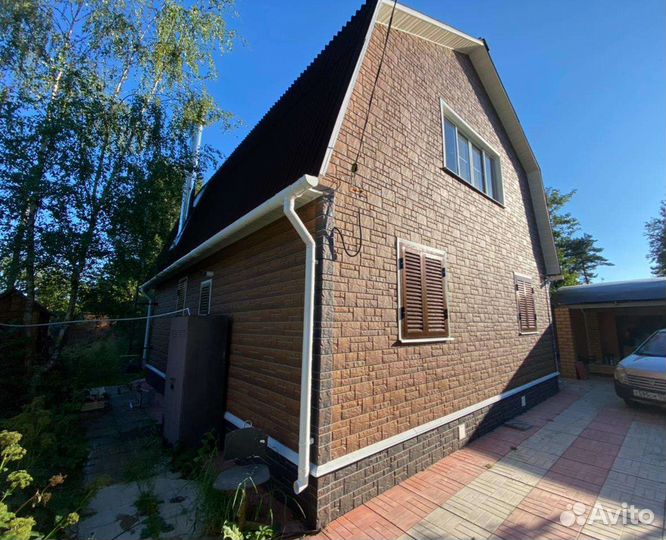 Бригада плотников строителей