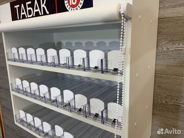 Подвесной табачный шкаф