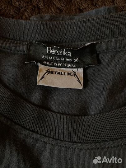 Футболка Bershka metallica