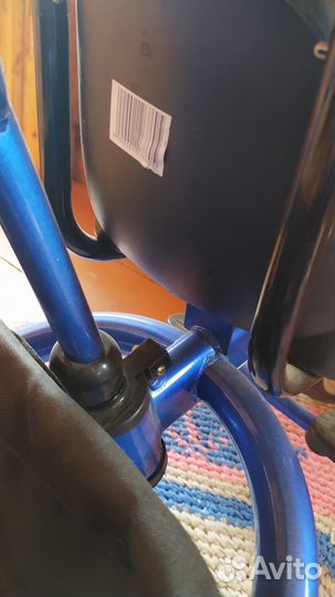 Детский велосипед с ручкой