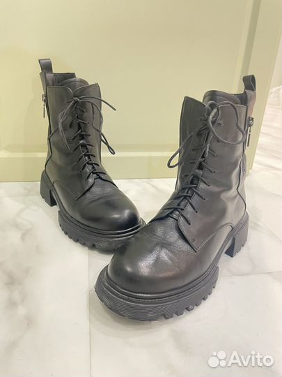 Ботинки женские демисезонные 39 размер