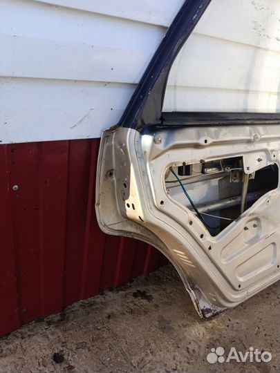 Дверь задняя правая 2109