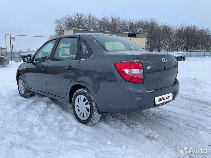 LADA Granta 1.6 МТ, 2017, 10 620 км