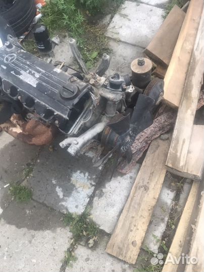 Двигатель 102 962