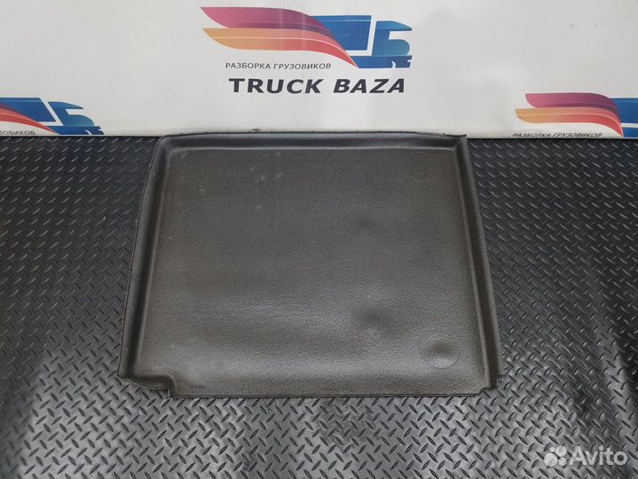 82289727 Коврики салона правый Volvo FH