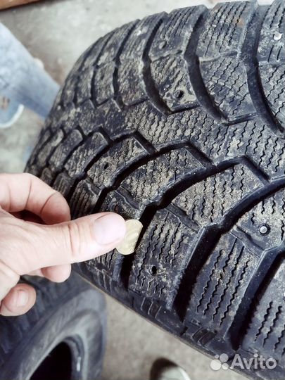 Bridgestone Blizzak Ice 265/65 R17