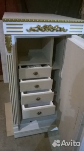 Ювелирный сейф для драгоценностей и денег 