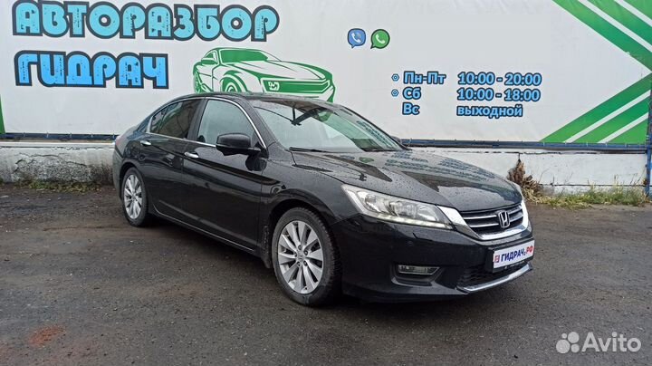 Кронштейн Honda Accord 50835T2FA01