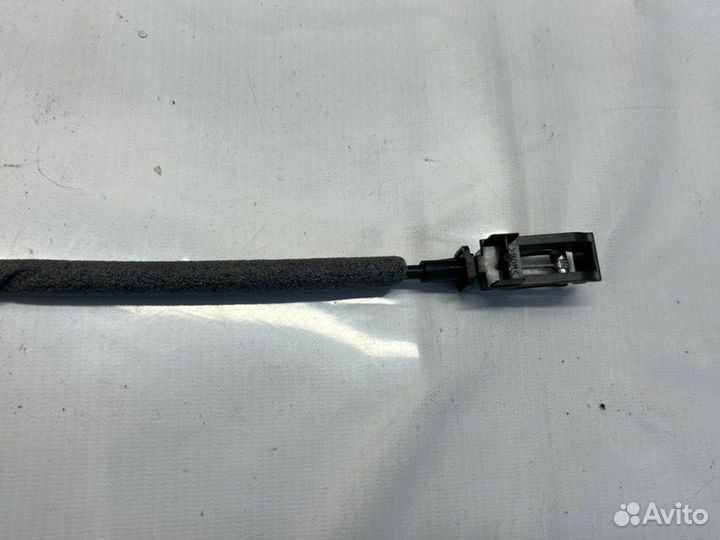 Трос открывания двери задний левый Ford Focus 3