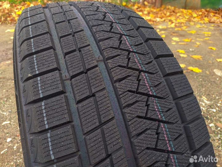 Triangle PL02 255/55 R19 111V